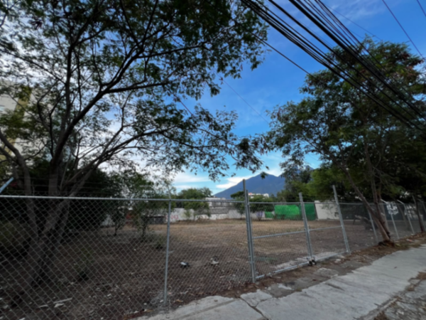 Terreno en venta en Altavista, Monterrey — foto 2 de 3