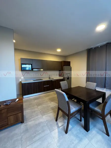 Departamento en renta en Del Valle, San Pedro Garza García — foto 3 de 12