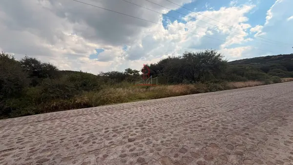 Terreno en venta en La Laja, Tequisquiapan — foto 2 de 9
