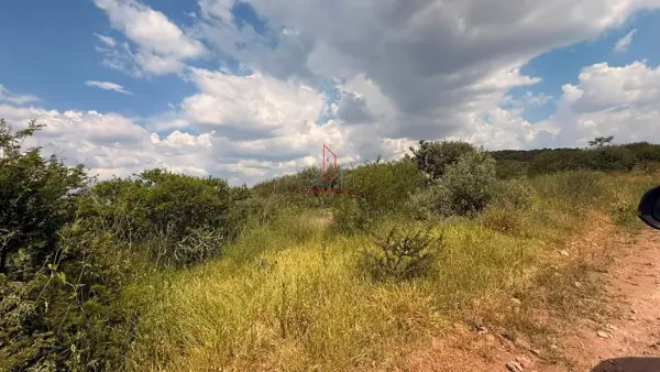 Terreno en venta en La Laja, Tequisquiapan — foto 2 de 10