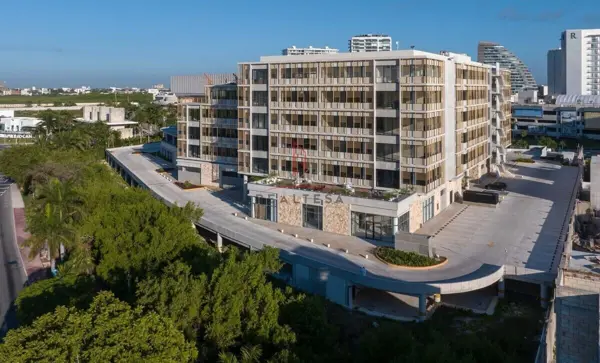 Oficina Venta Puerto Cancún Plaza Espacio Cancún 6,560,000 Edu Val RAA