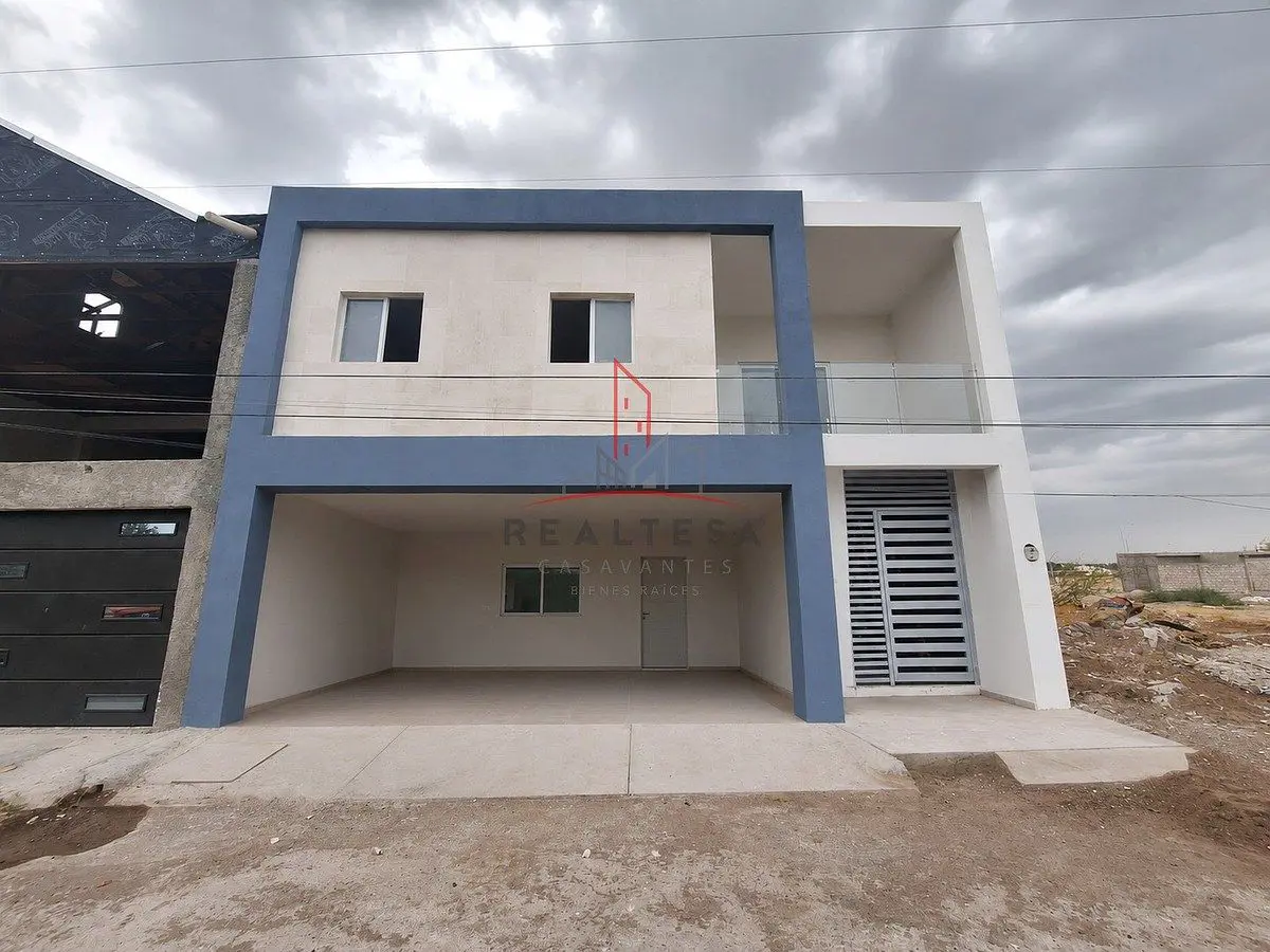 Casa en venta en Cipreses, Delicias — foto 1 de 10