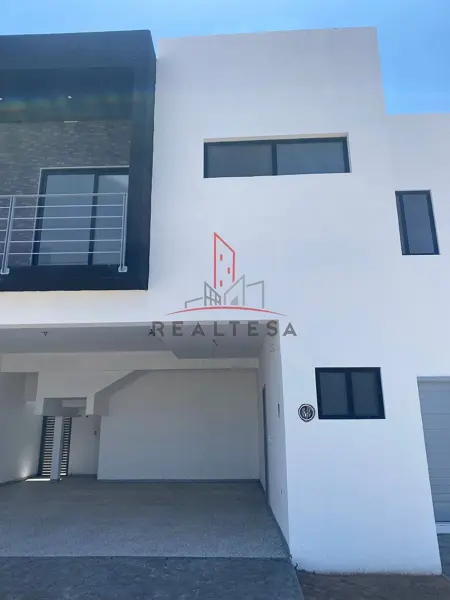 Casa en venta en Santa Rosalia, Camargo — foto 2 de 15