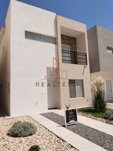 Casa Venta Cuauhtémoc Fraccionamiento Las Haciendas  2,340,000 ctu RAO