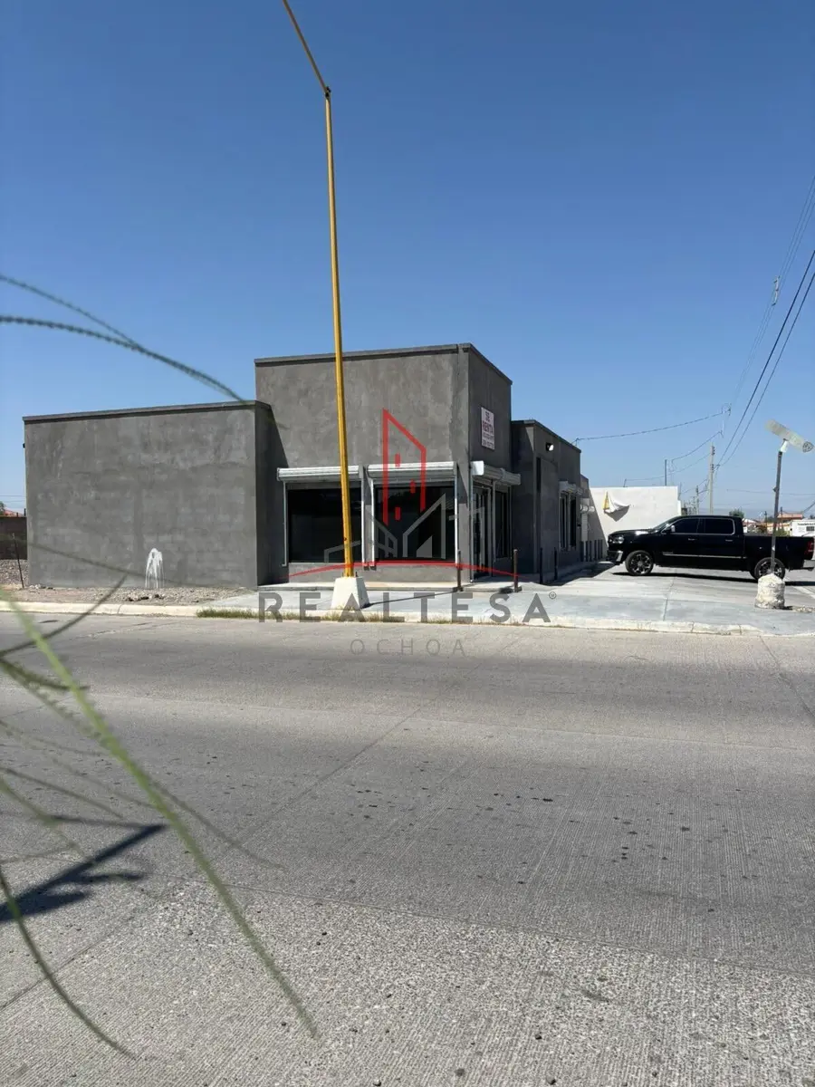 Local en renta en Constitucion, Ojinaga — foto 1 de 10