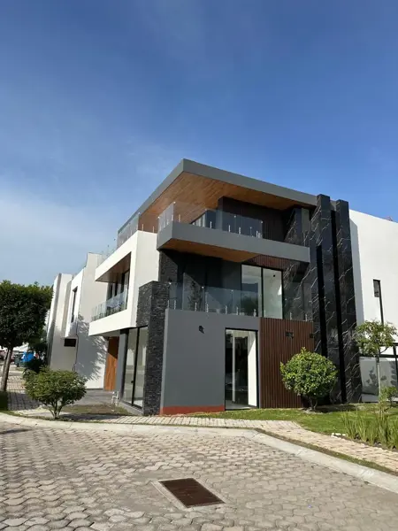 Casa nueva en venta en Puebla Lomas de Angelopolis parque Zacatecas Recámara Abajo.