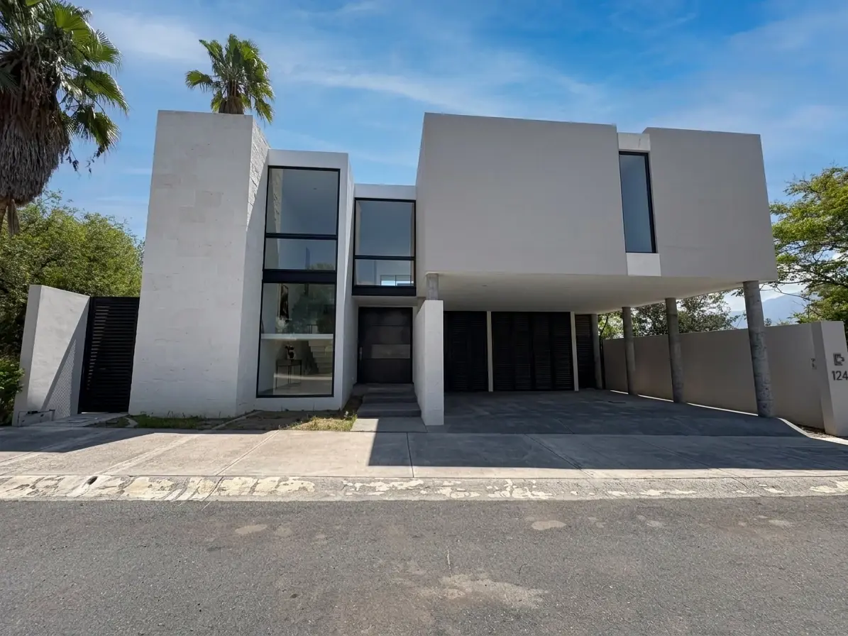 Casa en venta en Los Cristales, Monterrey — foto 1 de 7
