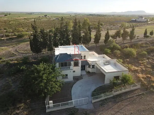 Casa en venta en Ciudad Delicias Centro, Delicias — foto 2 de 24