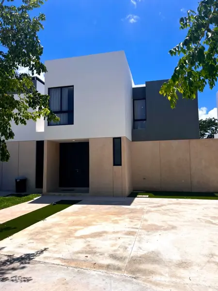 ÚLTIMA Casa(D2) en Venta en Palta 152 Jardín Residencial en Cholul