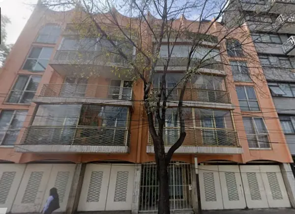 Departamento en remate en San Miguel Chapultepec I Sección, Miguel Hidalgo, Ciudad de México