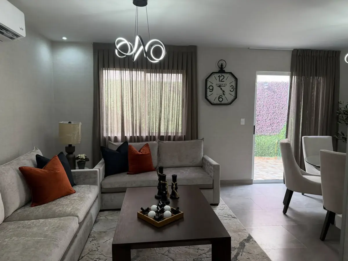 Casa en Renta en Cerradas de Rinconada, Apodaca, Nuevo León
