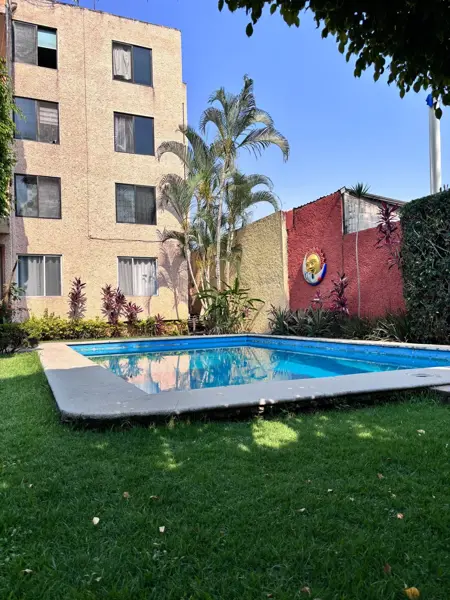 SE RENTA DEPTO A 3 MINUTOS DE LA LUNA