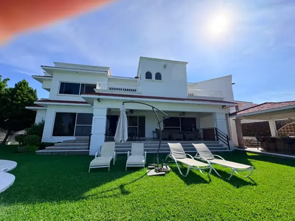 Casa en renta en Lomas de Cocoyoc, Atlatlahucan — foto 2 de 17