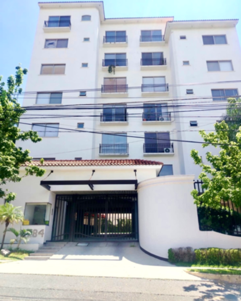 Excelente departamento amueblado en renta