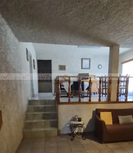 Casa en venta en Lomas del Poniente, Santa Catarina — foto 2 de 14