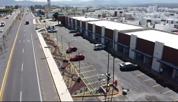 a 500 metros del nuevo Costco Local en Renta