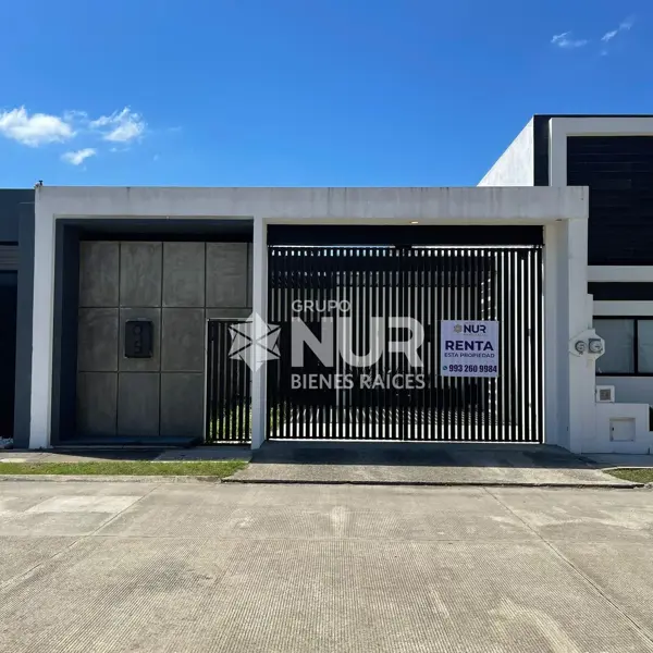 CASA EN RENTA ó VENTA EN RESIDENCIAL PALMIRA
