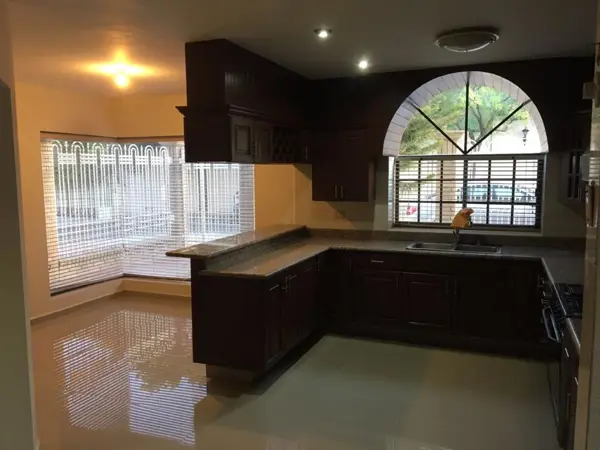 Casa en renta en Valle Alto, Monterrey — foto 3 de 12