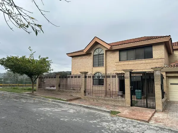 CASA VALLE ALTO CARRETERA NACIONAL RENTA