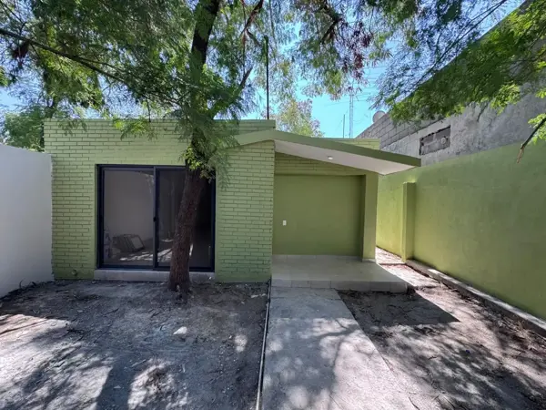 CASA EN VENTA EN SAN NICOLÁS DE LOS GARZA