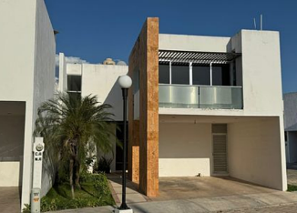 Town House en venta /3 R/Santa Gertrudis Copo/ Mérida