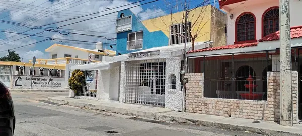 Casa en venta en Jardines de Yucalpeten, Mérida — foto 3 de 19