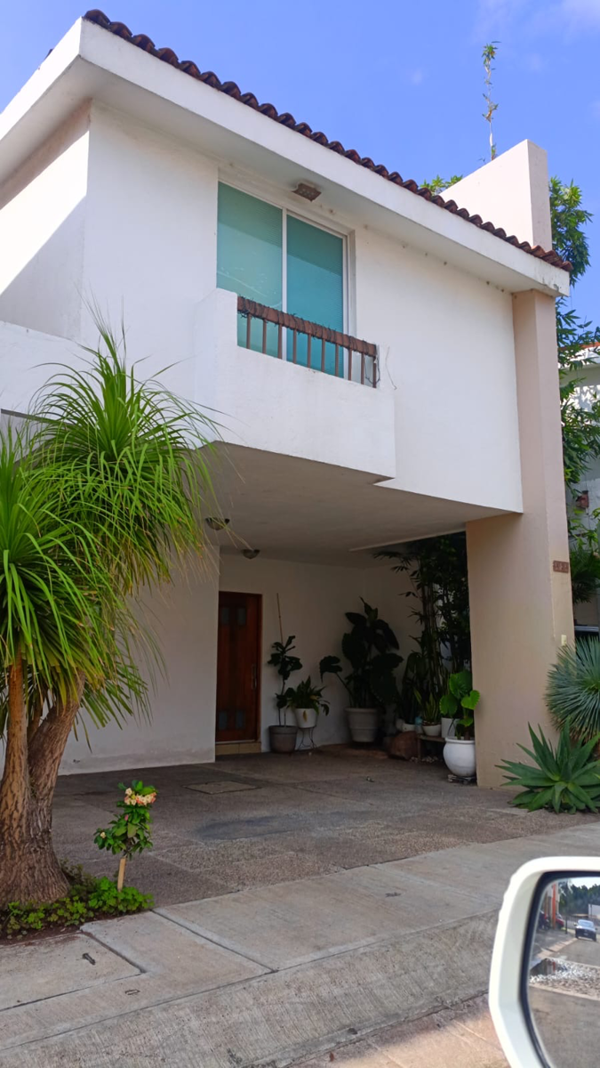 Casa en venta en Quetzal, Irapuato — foto 1 de 27