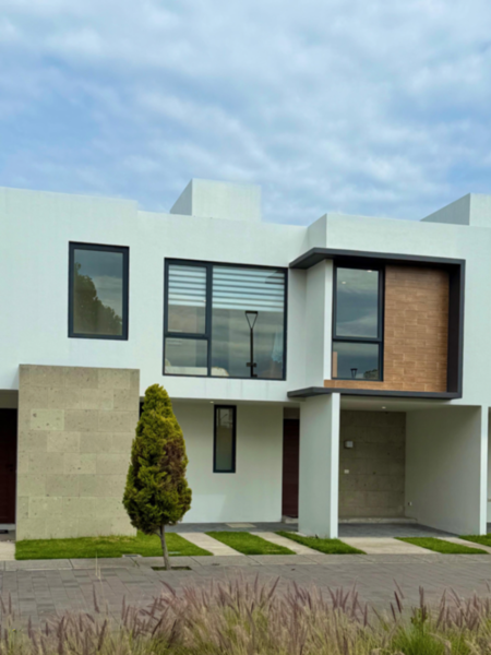 Casa en venta en San Mateo Otzacatipan, Toluca — foto 2 de 17