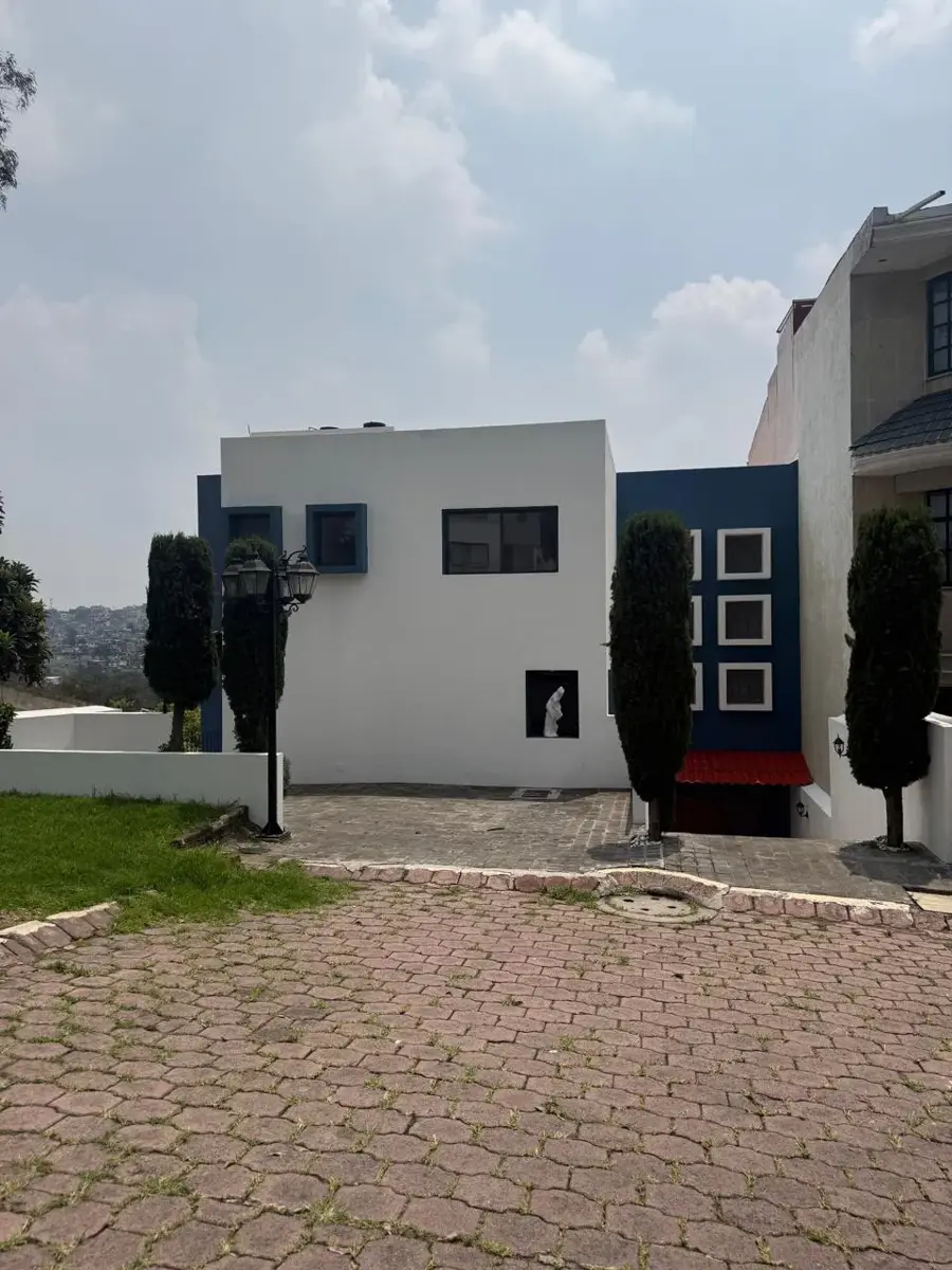 Casa en renta en Paseos del Bosque, Naucalpan de Juárez — foto 1 de 46