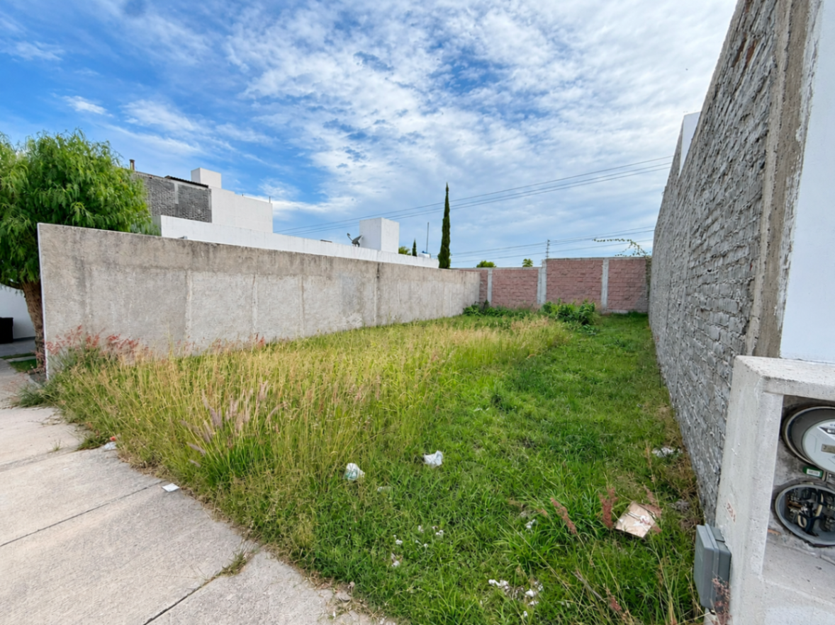 Terreno en venta en Olindo Residencial, Irapuato — foto 1 de 6
