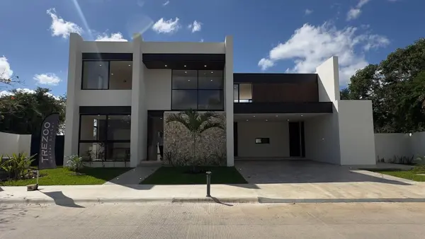 Casa en Venta de 4 Habitaciones y Alberca en NorteMérida