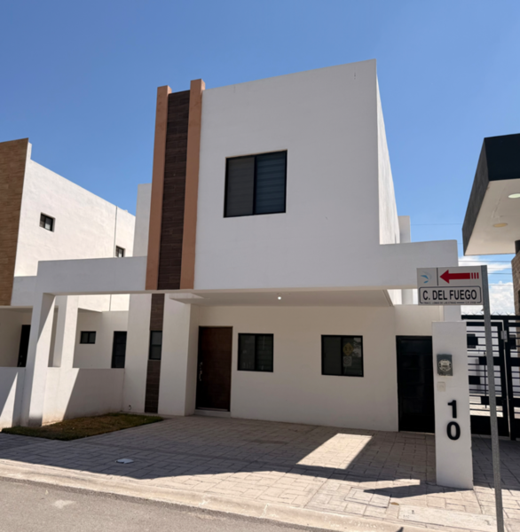 Casa en venta en Lomas de las Etnias, Torreón — foto 2 de 23