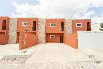 Casa en venta / Estilo Colonial /Temozón Norte, Mérida
