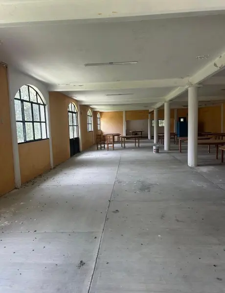 Se vende terreno de uso habitacional y/o comercial en Las Flores