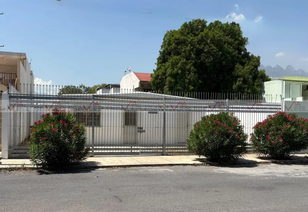 Casa en venta en Mitras Centro, Monterrey — foto 1 de 14