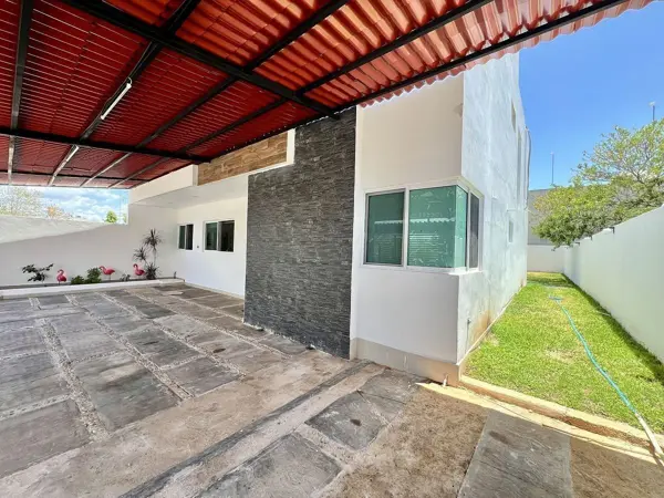 Casa en esquina en Venta en Dzityá, Mérida l Acepta Autos Casa en esquina en Venta en Dzityá, Mérida l Acepta Autos