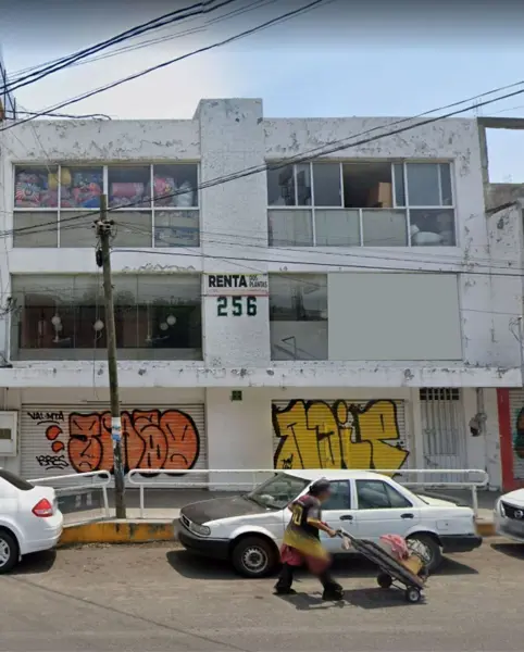 En Renta 2da Planta Local Comercial, en Zona de Alto tráfico Peatonal y vehícul En Renta 2da Planta Local Comercial, en Zona de Alto tráfico Peatonal y vehícul
