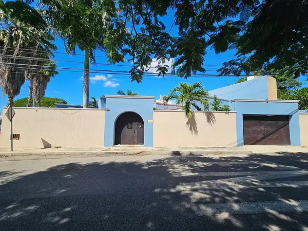 Casa en venta en Benito Juárez Nte, Mérida — foto 2 de 27