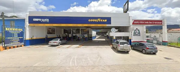 Bodega en Venta: Uso comercial sobre Carretera Panamericana en San Cristóbal.