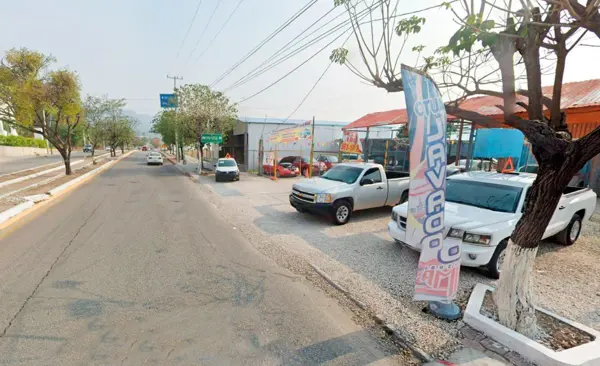 En venta excelente propiedad Comercial sobre Calz. Andrés Serra Rojas en Tuxtla