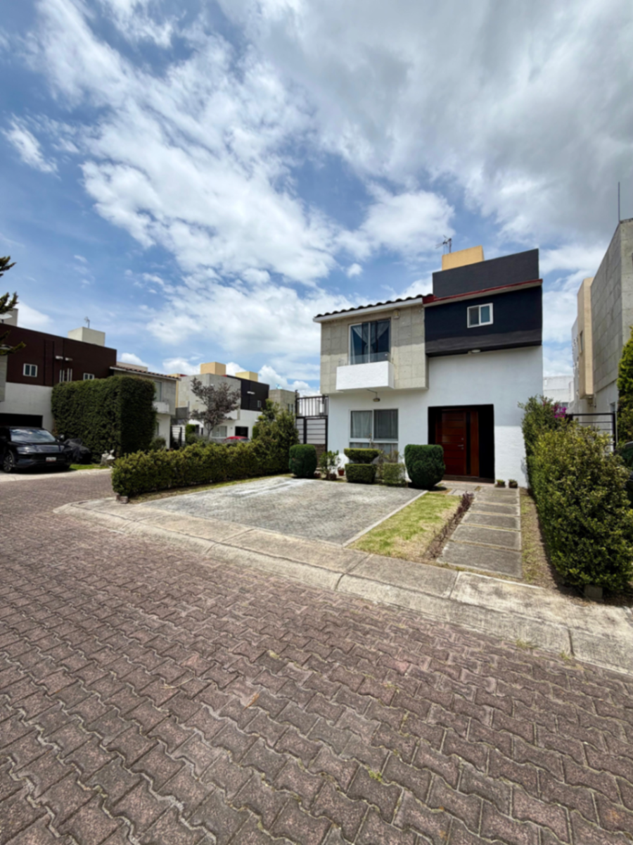 Casa en renta en Residencial Foresta, Metepec — foto 1 de 15