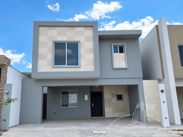 Exclusiva Casa en Renta en Lomas del Valle II  Ramos, Totalmente Equipada y Lista para Estrenar