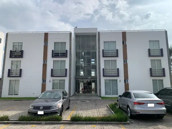 RENTA de Departamento 2 Recámaras, 2 ½ baños, 2 estacionamientos, Roof Garden privado, Departamento