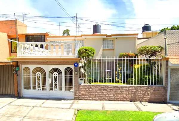 Casa en Remate Bancario en Valle Dorado, Tlalnepantla de Baz