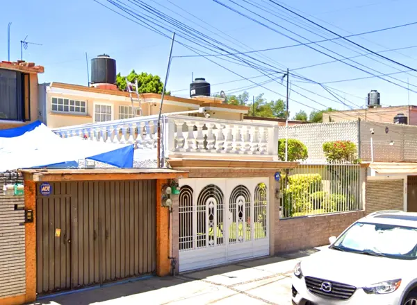 Casa en venta en Valle Dorado, Tlalnepantla de Baz — foto 2 de 7