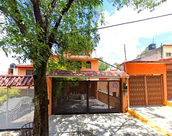 Casa en remate en Viveros de la Loma, Tlalnepantla de Baz