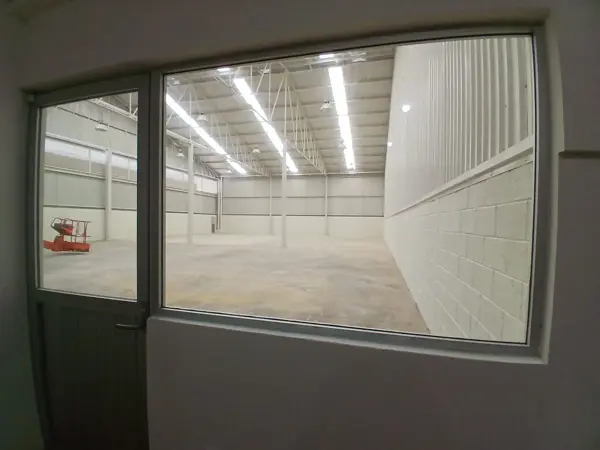 RENTA BODEGA CON OFICINA SAN JUAN DEL RIO, QUERETARO