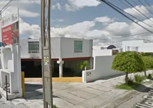 Dos locales comerciales en una de las zonas más atractivas de Querétaro TGLJ