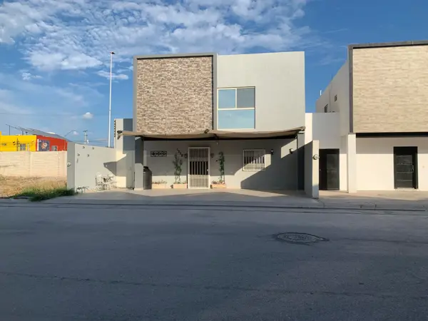 Casa en venta en Los Cedros, Gómez Palacio — foto 2 de 39