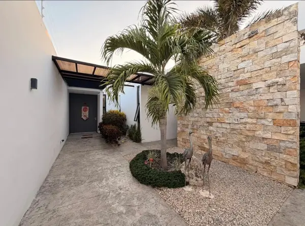 CASA EN VENTA EN MERIDA EN DZITYA CON PANELES SOLARES DE UN PISO